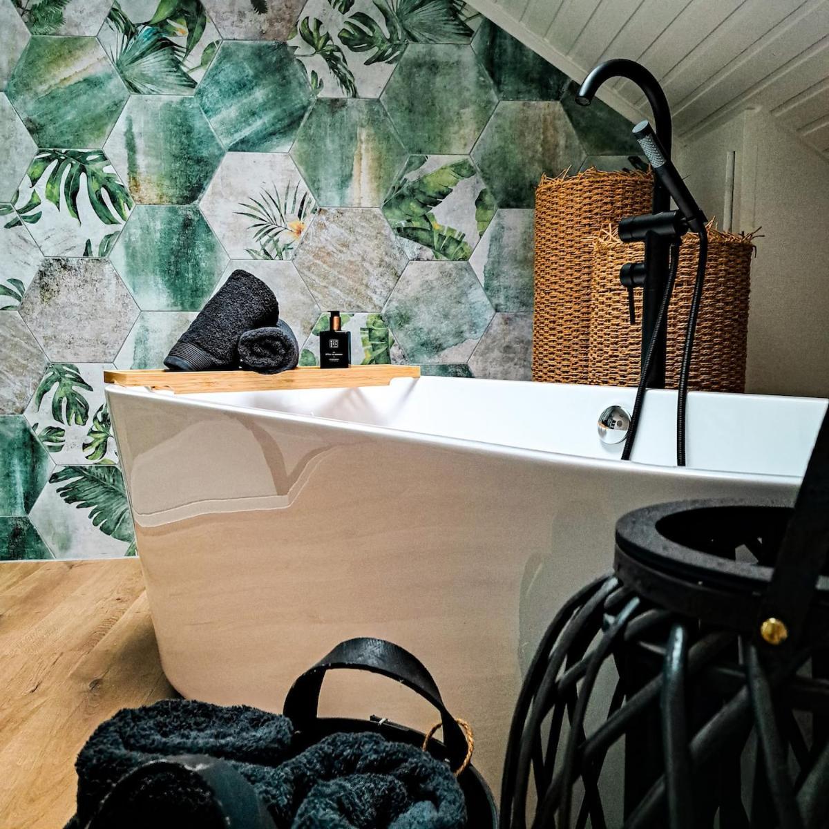 Et Salle De Bain Privative * Luik